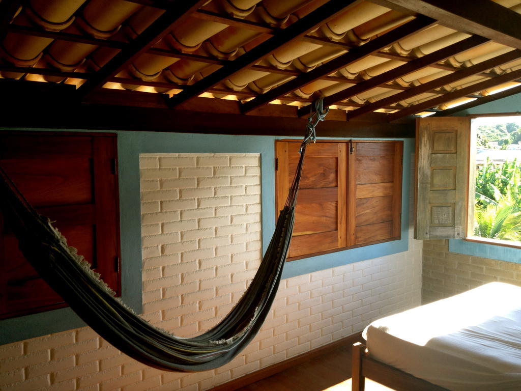 Casa Blanka 2010 - Eco Surf Guest House Itacare Room photo